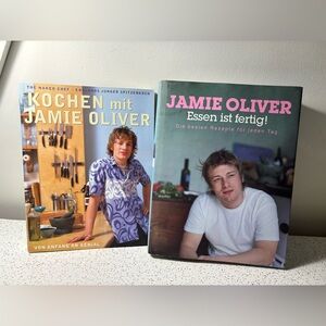 2x Jamie Oliver cookbooks in German